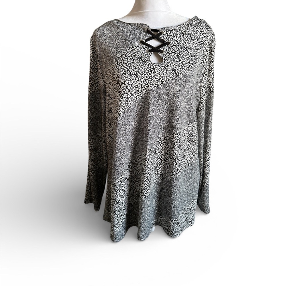 EMALINE petite Elegant Black and White Women's Top size PL